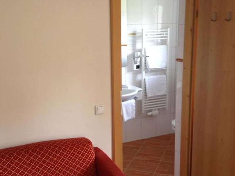 05C88B0A513A505BFA2F944E5DFA152F