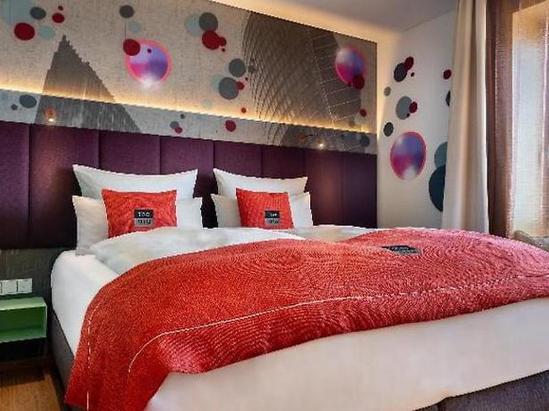 0255BCDE24428E46A62A4910B5A2A943