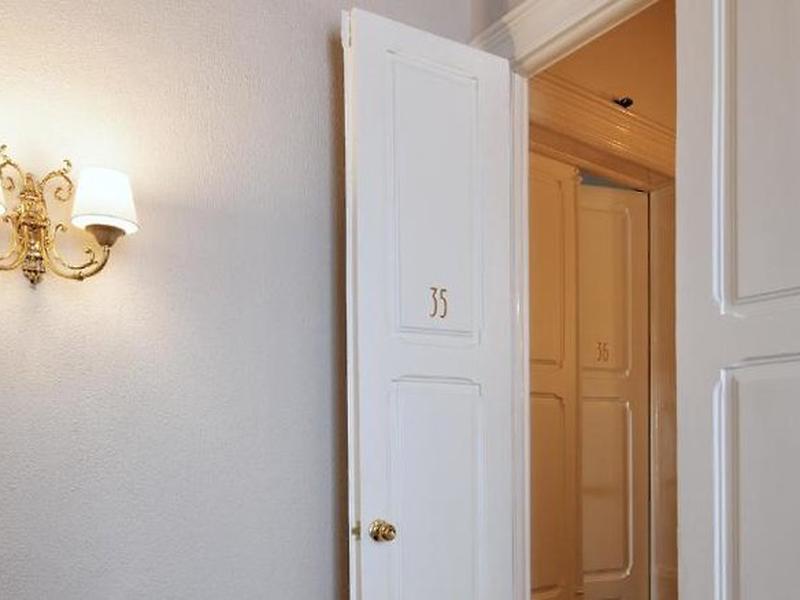 E57B113645EC22BE1D543BF6568D8565