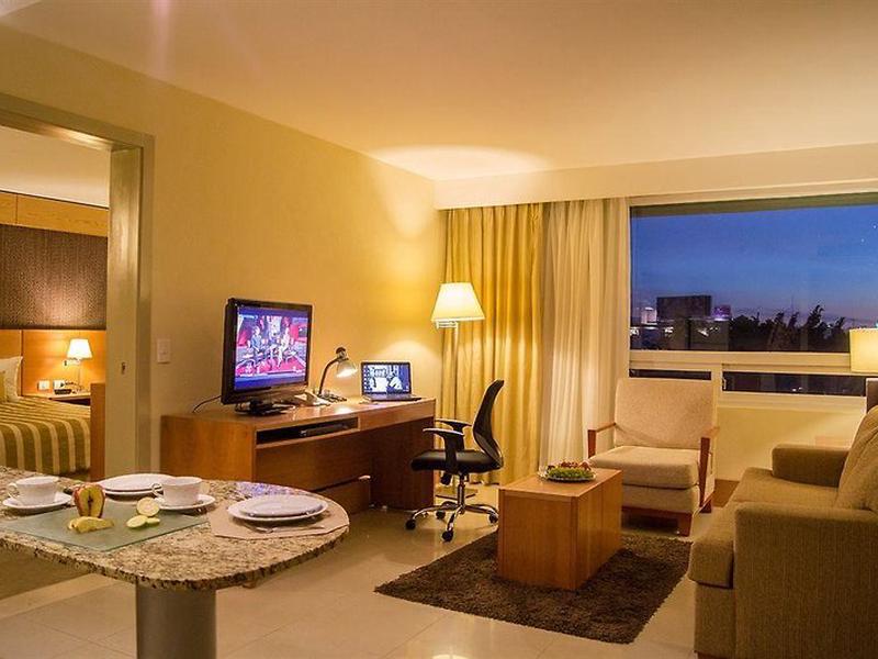 AACE0767EB4A23F6B8D94AA4180C8A25