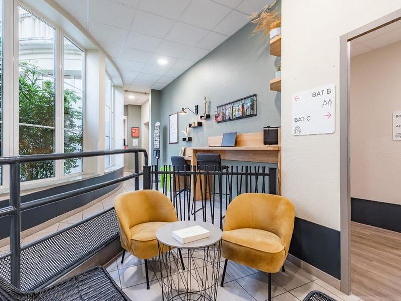 8BED64388FD4B0C5C38894E96F828F03