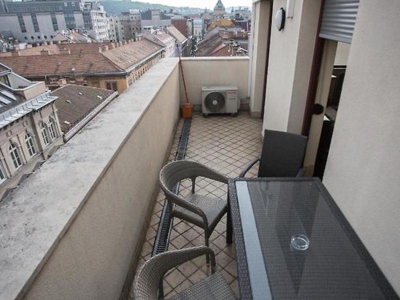 4368953FCCB623F84A3B8E729DCA69A9