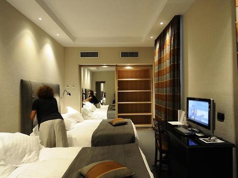 8DAFE775C2728B211E2EFEA492F89E5C