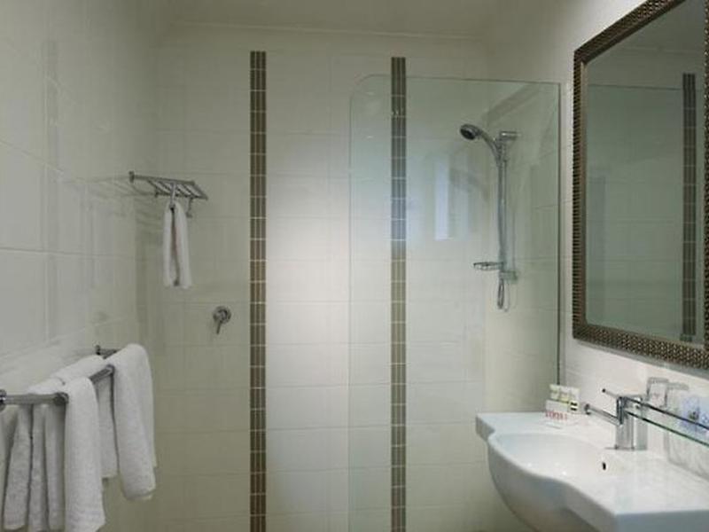 340B79B417FE5DE015964C2E1550ECE2