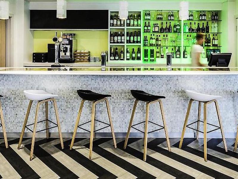 8D9B3123A62924FFD5DE3A4CD83AE006