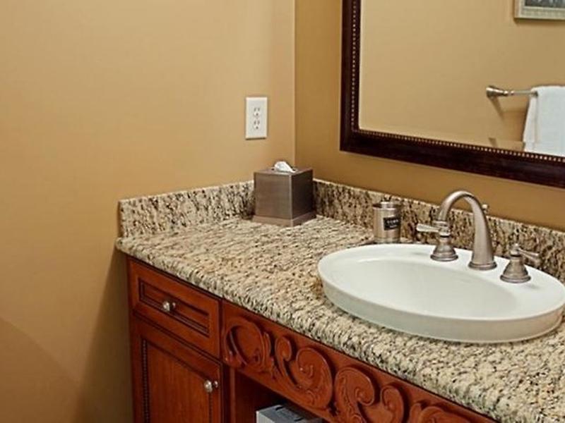 C5589437B5E36A338AC2F07A55B7EFE5