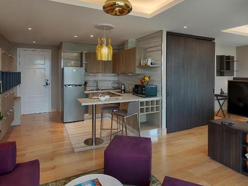 8D5AE6B8F5FF4ED61D489C25ECAD36A0