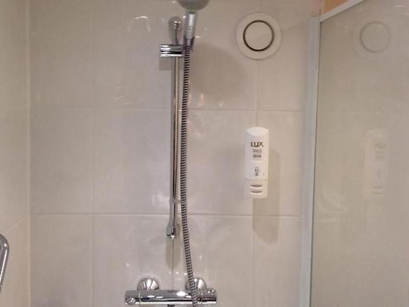 C7FF0C24E348AEB126A361832C428699