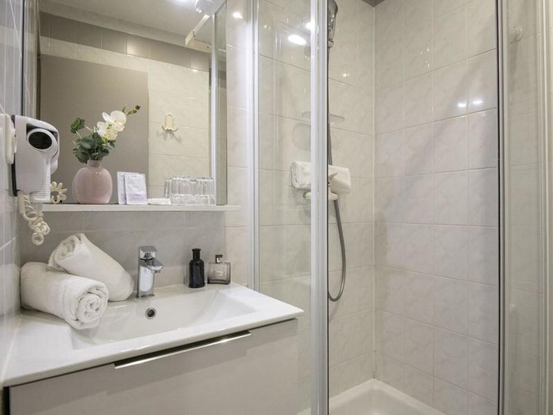 D115C15EC6371ACF77B200A79CCB6631