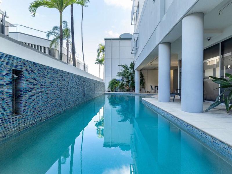 526B2540755C55B6082D132EED6DB2EE