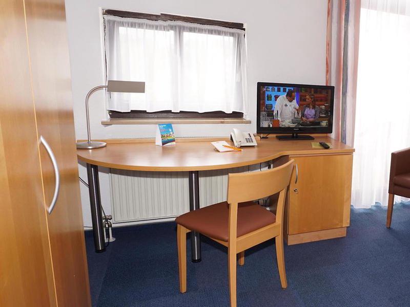 591BFDCD4408A6AC666B75C7FF9871EF