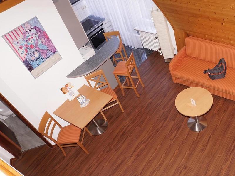 5AB91A9693335AD6714E2B20D076E1FE