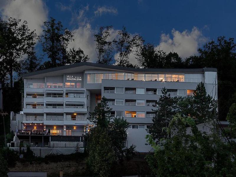 346A91461EF296EB5DA5B8E9ED37E675