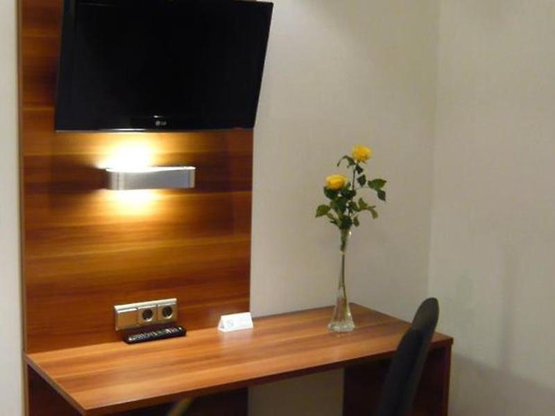 2862E1DBF86B9443D243BBB60E3ED664