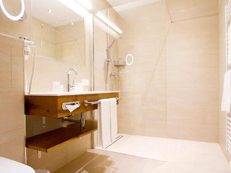 0E187D715905A36A1935BDABD521E21C