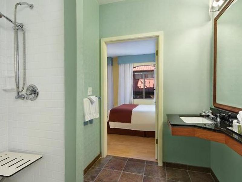 D1AD5C965DCCCD6D1CEC1E1BC90ED5E0