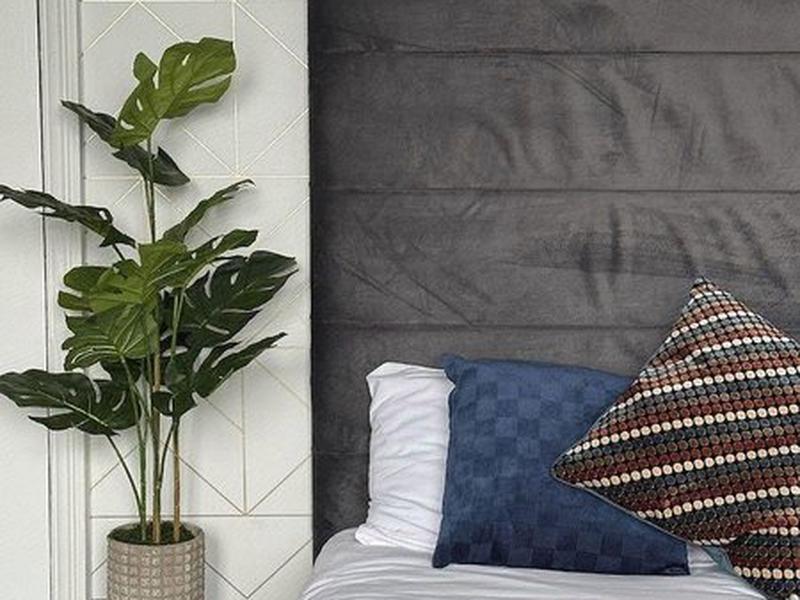 C5A662ACA88576DFBF0F8965F1203D73