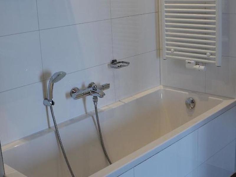 2ACA4692086F7B69C7E4A4EE60962434