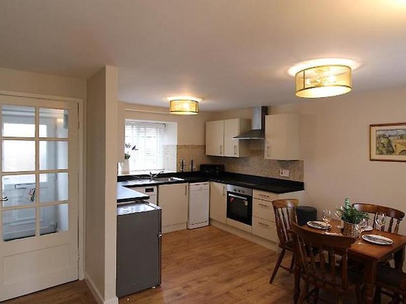 4F7CFEF526B5D2B35CAF220142EEDA07