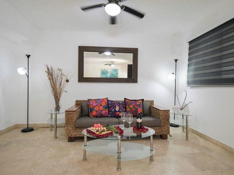 533E1EFFC2E00FE2591B28C0E0113E87