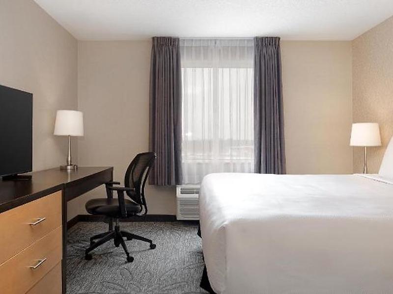 6779889FEF6289B3AFDBA0032D8F96E5