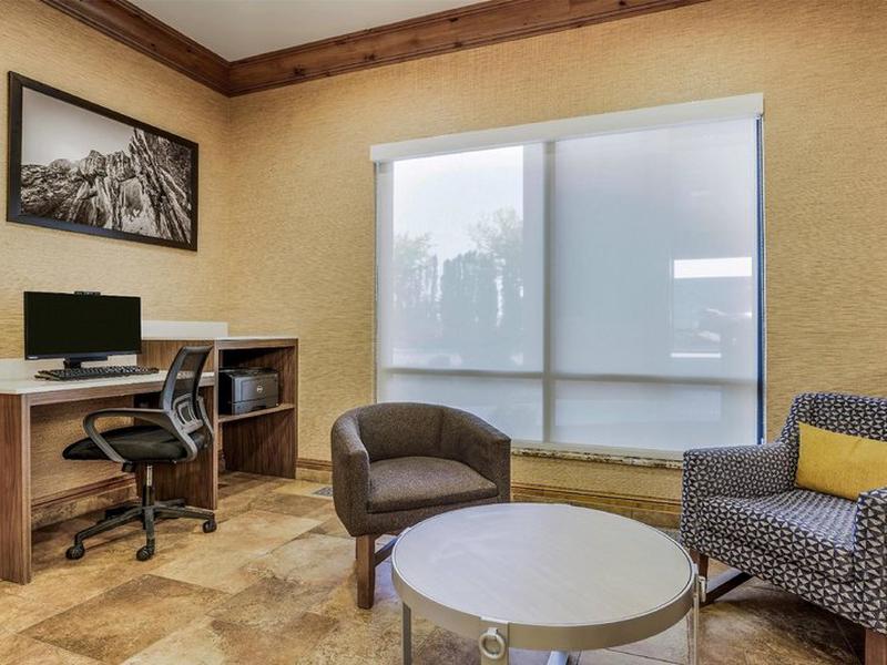 4DE0E896E27764704DE2F4C72588BA34