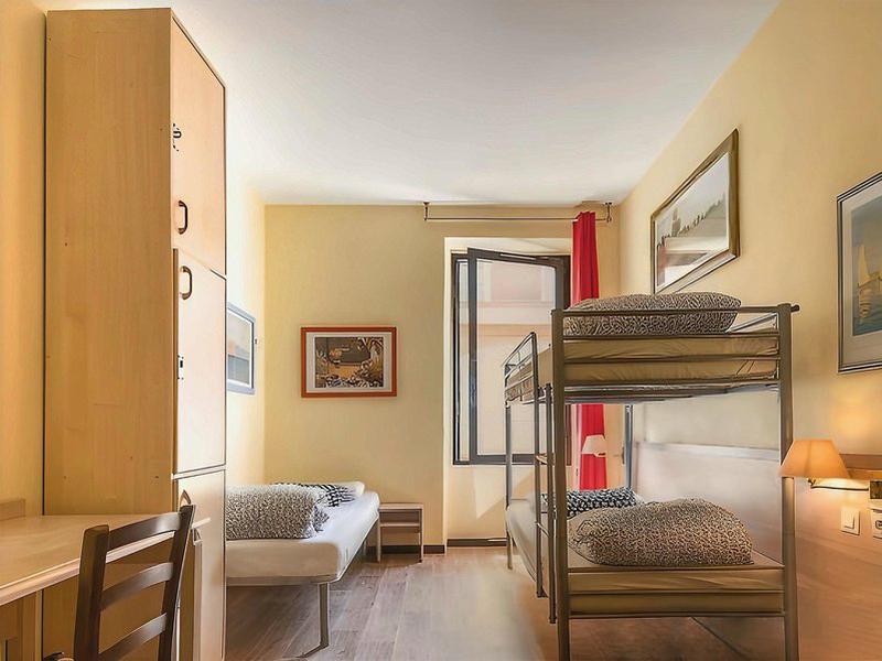 716764F933AA147BDA89D7FAEE5F6C4F