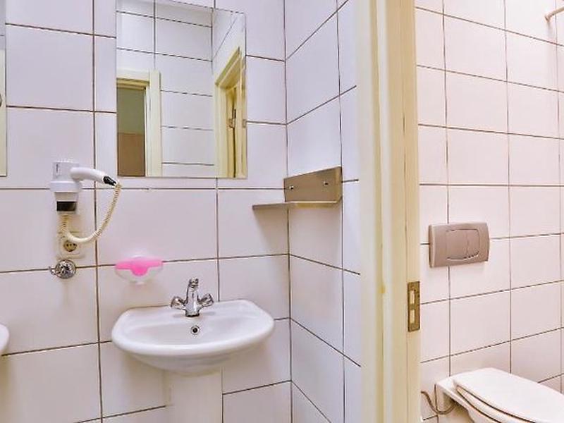 9AC97A0C64791DC51FFB097EEB0B0E2E