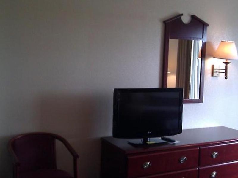 41115810087E6BC51C8BDCBCBC7781C9