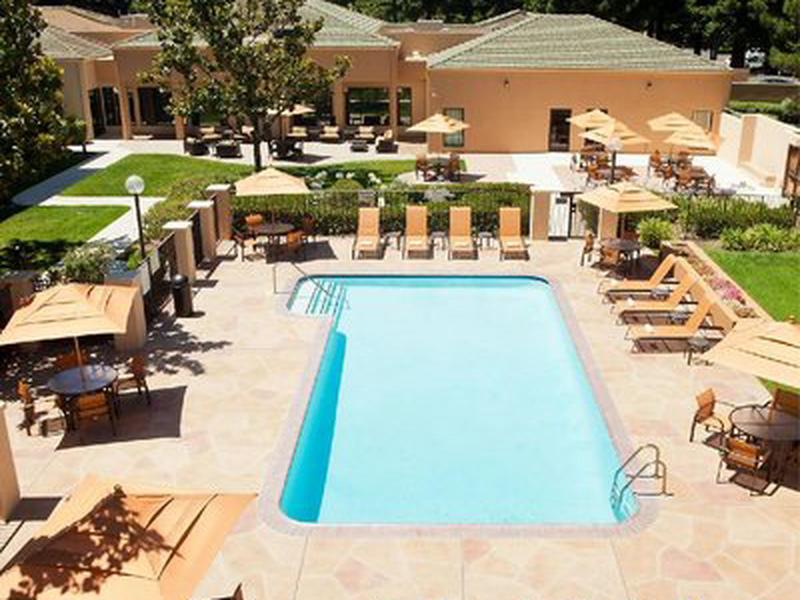 AB62726488EE1CB74E84C742E349BB69