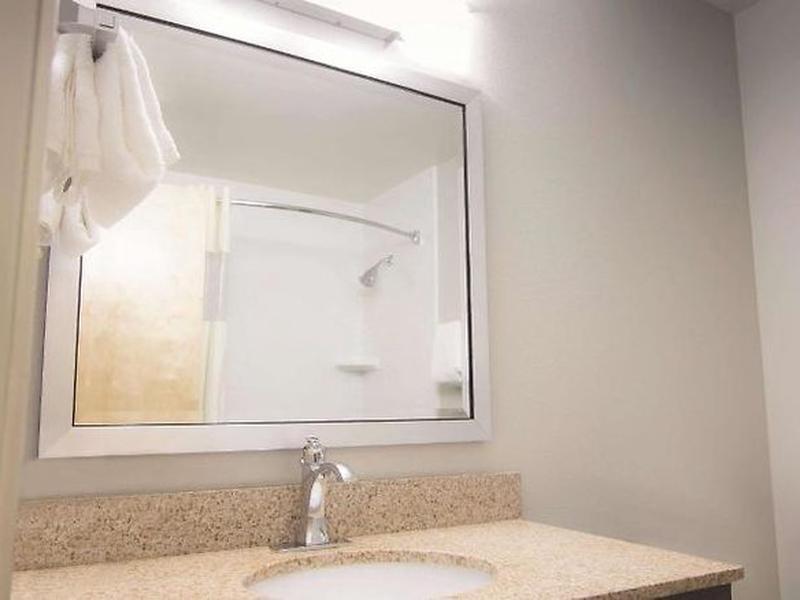 630601ACB0C000D00A7EDF74479A2005