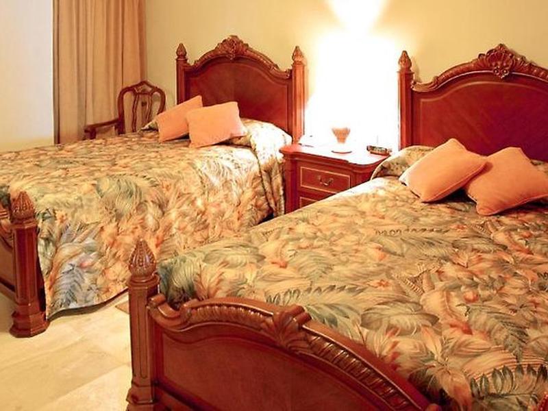 B9B796C2B05F70EA6C5869AF171A4D27