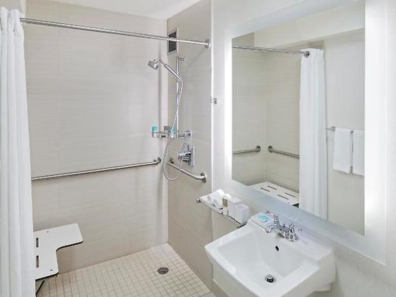 B7822B68124C89ABECF78B9927F13CC9