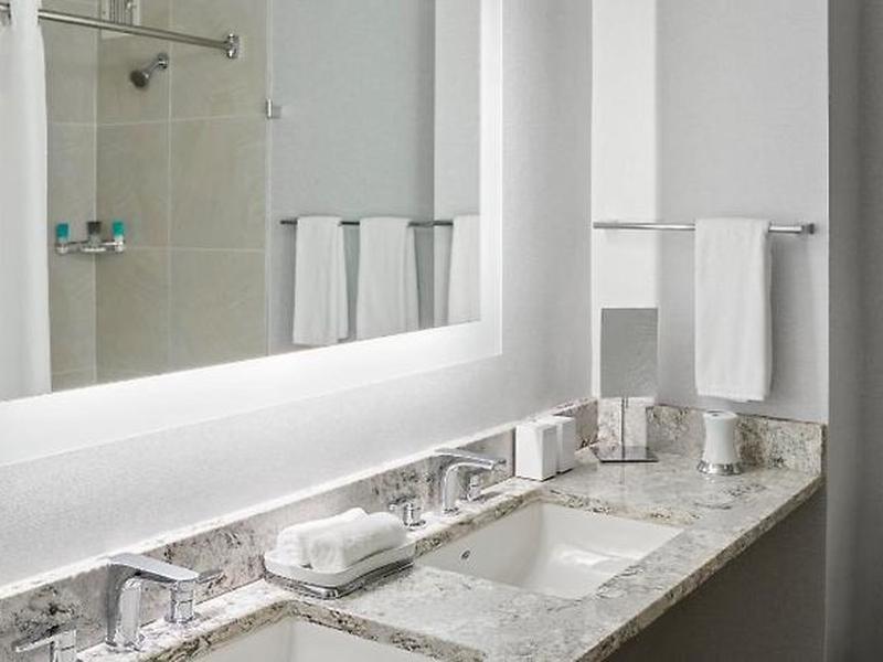 5C51062EAE9E4C90962DC69894F75005