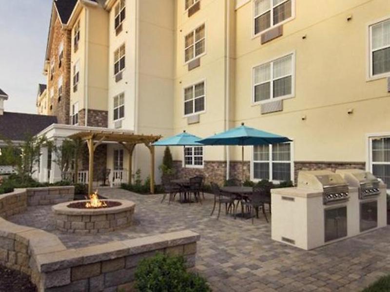 DE4692B80FF7B148EF2A6AE615A96CC7