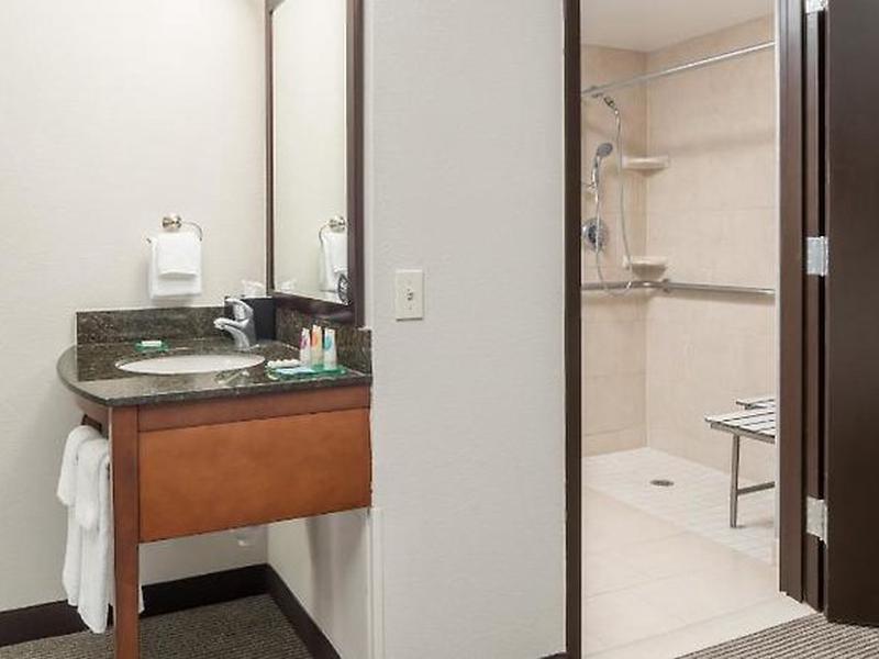 5DD1EED9858B40B77846128C8235DF5E