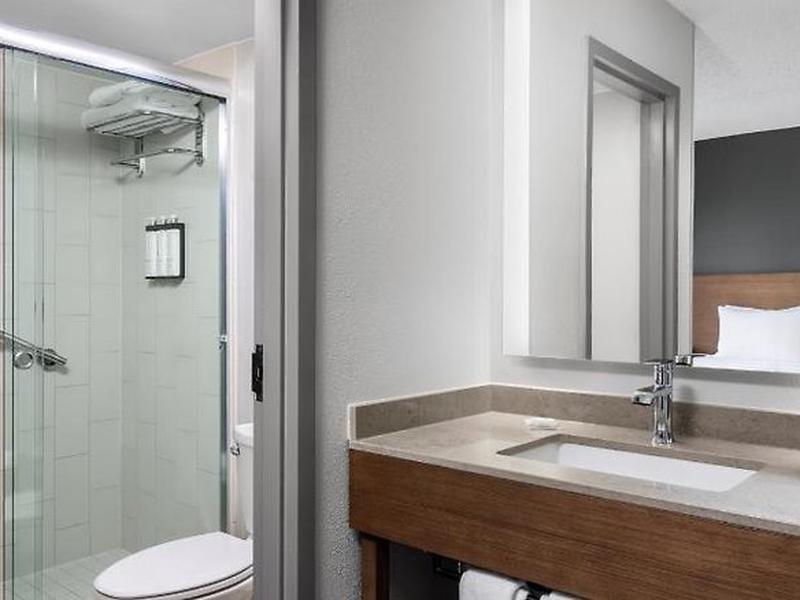 E2C1457F3A3F6929BB54143EC30579C5