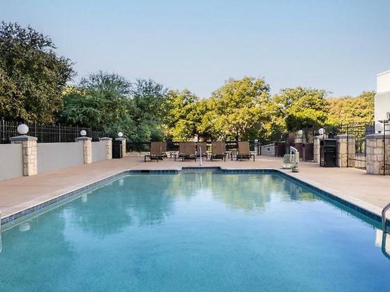 84DF2778AB46A8708127BD6247F61FFD