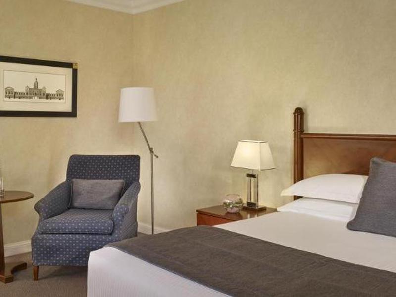 F1BFD576A4A158A5FAF9DE3F47364115