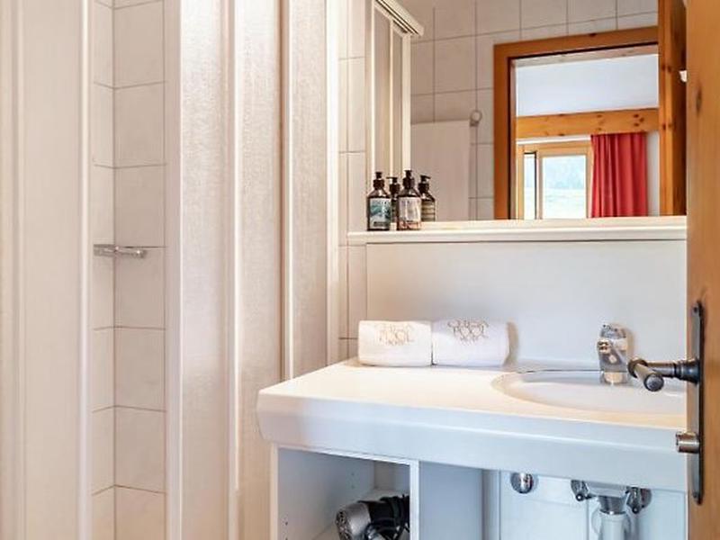 551B872EEC3DB114FADB47ABF4A7E0FA