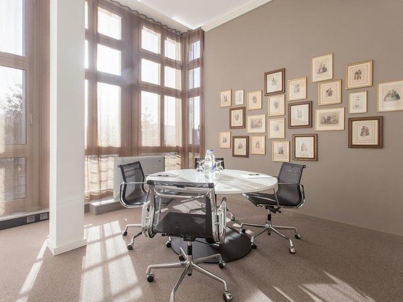 E514244769A14169EC1981DAB93FD7EA