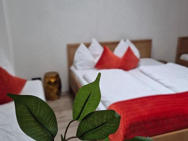 C79352778E392E3C8498F2DF32B4A8A9