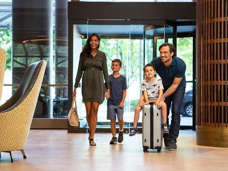 FE5AC545F15FC204A443832700F9E815