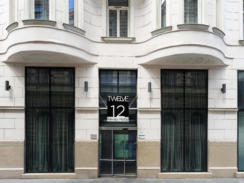 5E81FD1E83DB26A649A5C81FA2503461