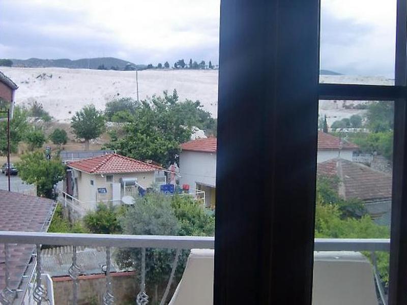 BCEAC3FE3F9D06ACDDC4AD676062997C