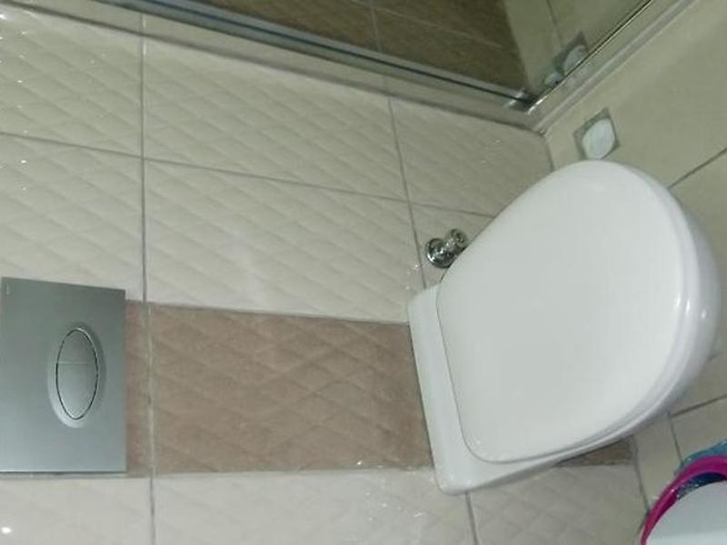 5EF5BD13F426191AEDF70400F27E9B7B