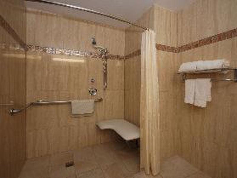 15947F33753B1583D610AD9AECA04163