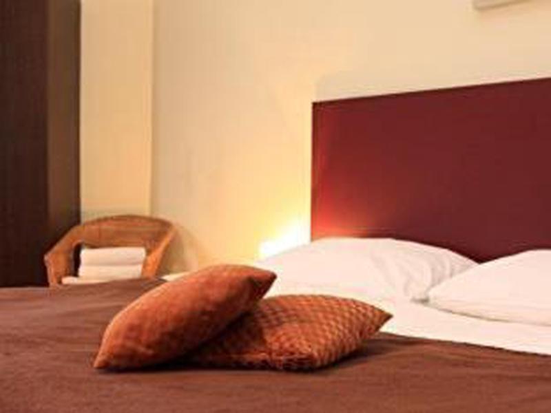 BAE20CA8006CA275A3AA4E0017BFF582