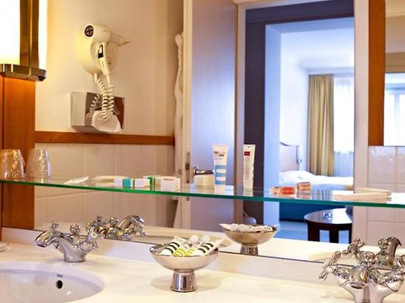 CD0B8D30525C4C2E03007D7105778F4C