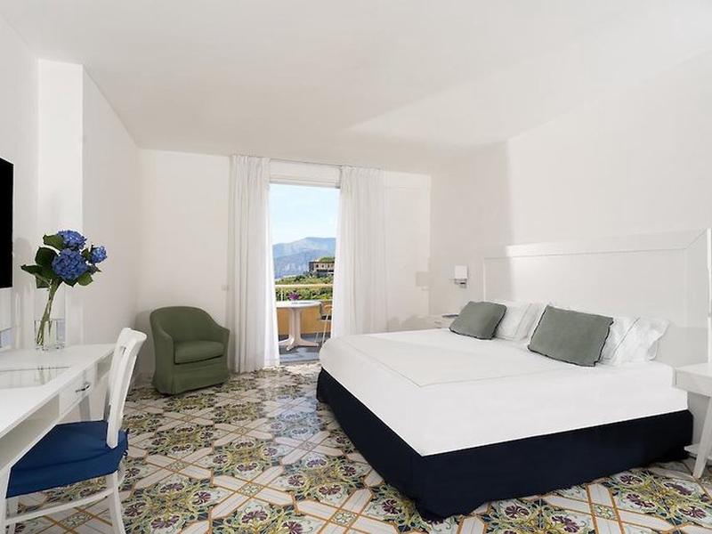 F7D5C563E5B6F486B28C3A76158CB2CB